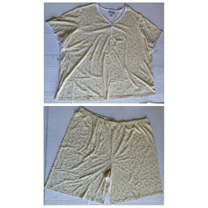 Cozee Corner Pajama Set Size 4X Short Sleeve Shirt & Shorts‎ White Yellow